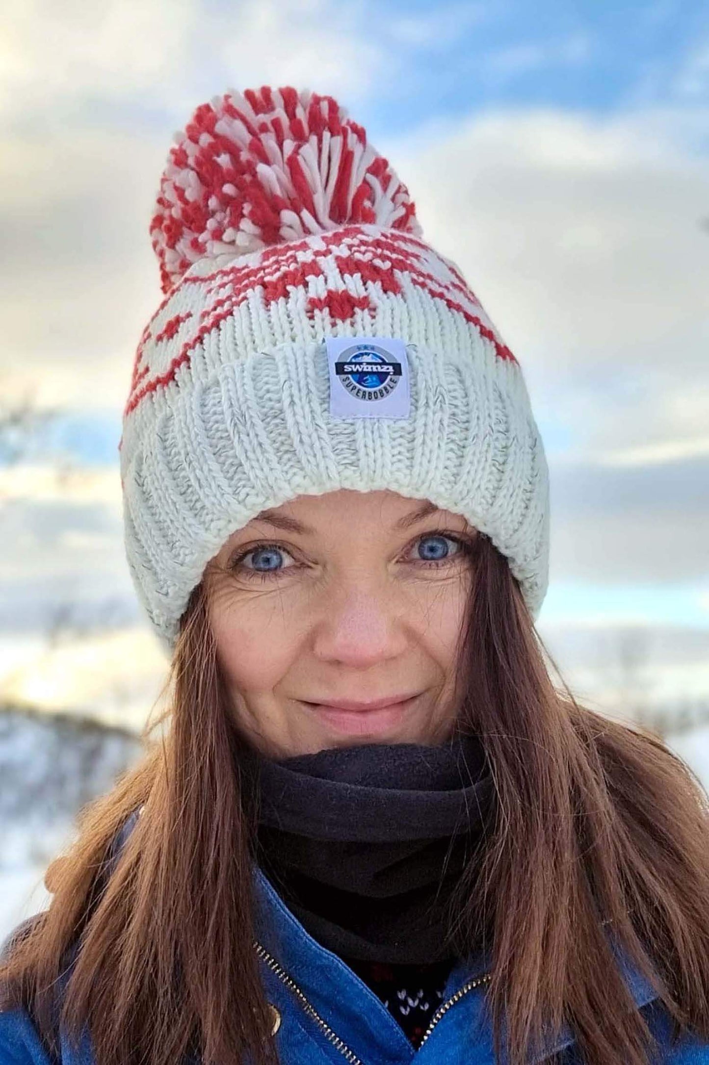 Swimzi Ruby Flora Nordic Reflective Super Bobble Hat