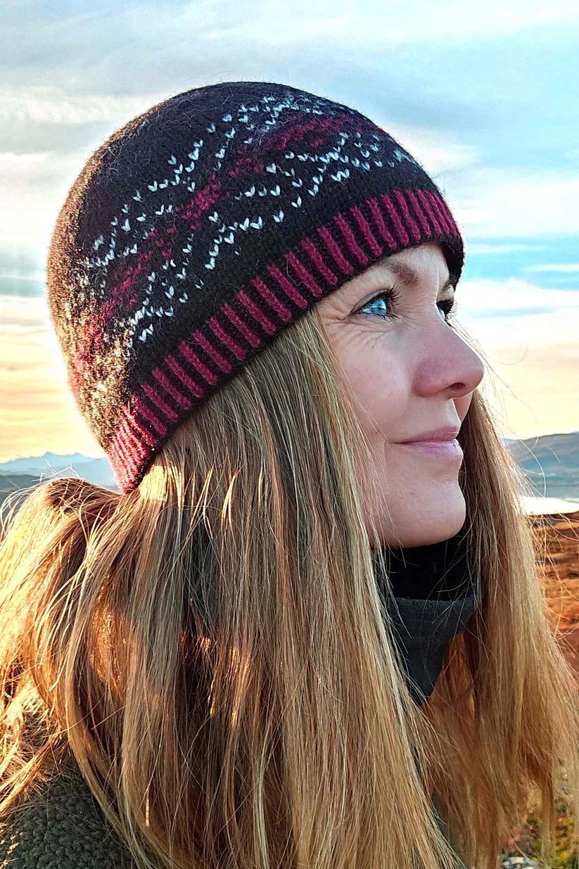 SuperBobble Hestur Reflective Beanie Hat