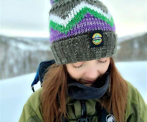 Swinzi Rocky Forest Knit Reflective SuperBobble Hat